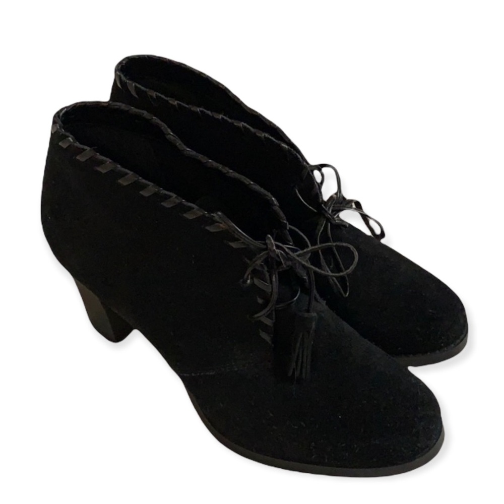 Lauren Ralph Lauren black suede booties size 7B